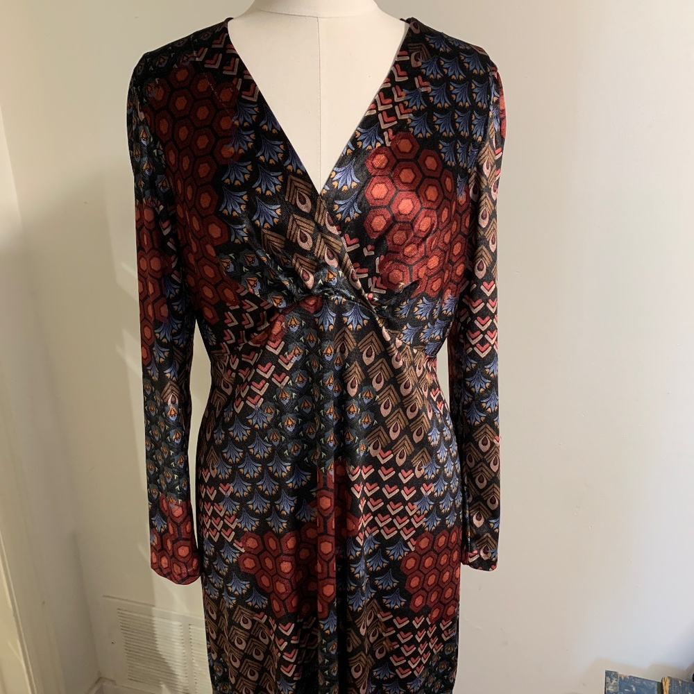 New • Pattern Velvety Dress
